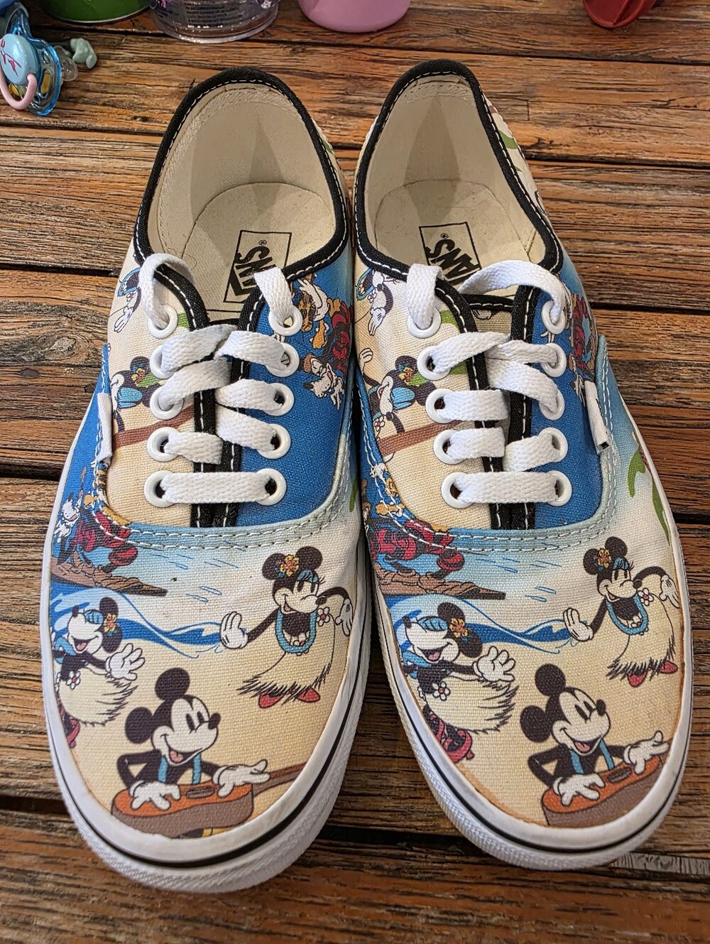 Disney x Vans Authentic Mickey Mouse Aloha Hawaiian Sneakers -